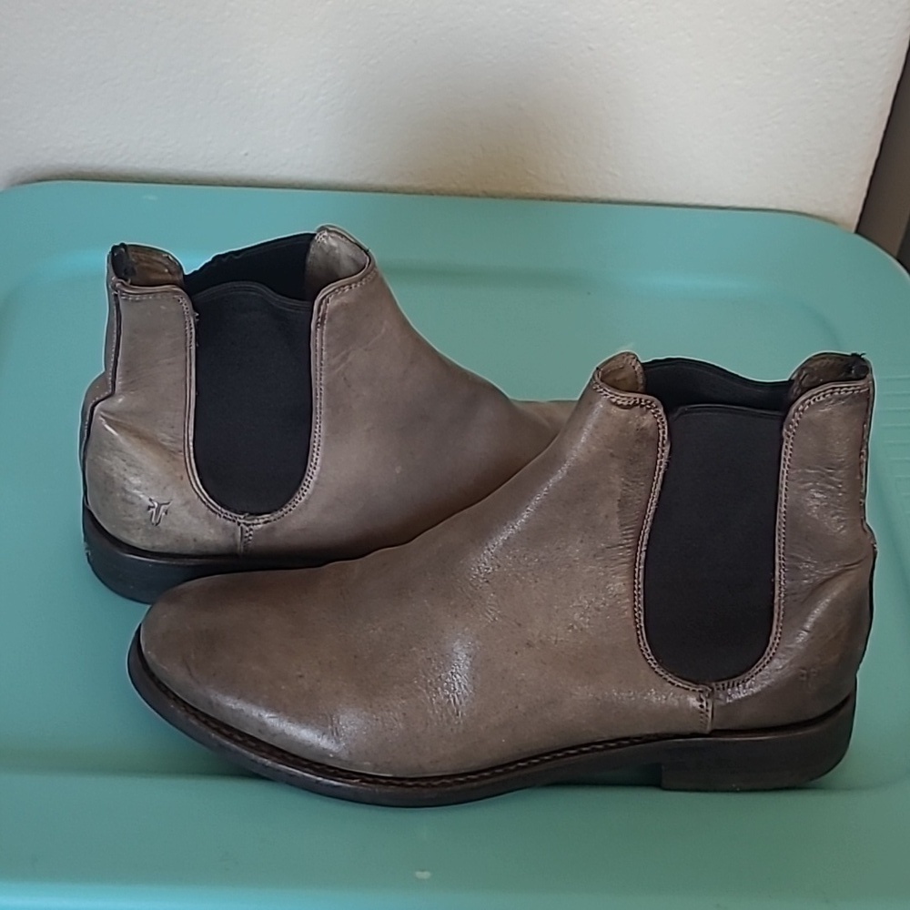 Frye Gray Leather Slip-on Ankle Boots Size 8.5 - Picture 4 of 7